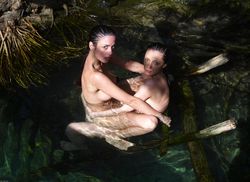 Anna S & Muriel - Cenote-35hfhifphx.jpg