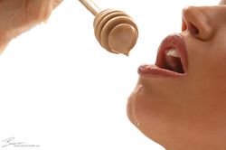 Bianca Beauchamp - Taste of Honey p5kjslnoqc