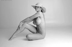 Bianca Beauchamp - Traditional Nude-j5nh19iwf0.jpg