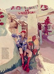 29617095_Elle_Canada_-_October_2016__dra