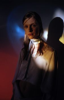 30250434_f04.jpg