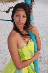 Ruth-Medina-Beach-Player-f599d1wlfj.jpg
