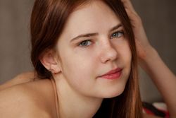 Juliett Lea - Bethia n5vg3ovzf3