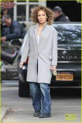 34842593_jennifer-lopez-shades-of-blue-r