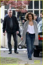 34842597_jennifer-lopez-shades-of-blue-r